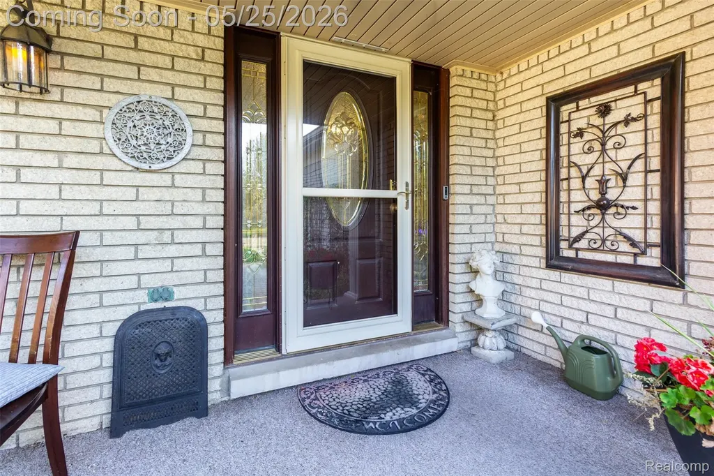 42928 Versailles Road Canton Charter Township MI 48187
