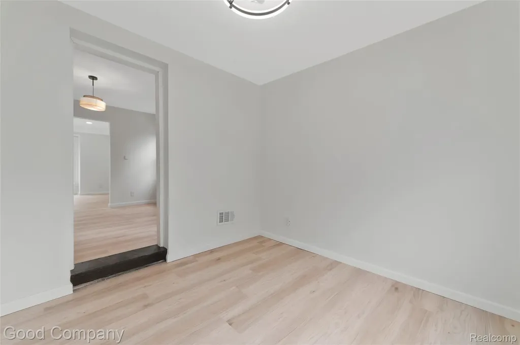 13517 Pembroke Avenue Detroit City MI 48235