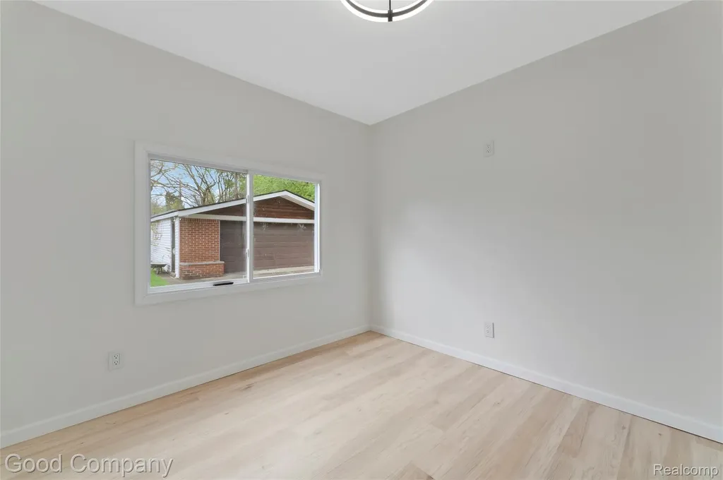 13517 Pembroke Avenue Detroit City MI 48235