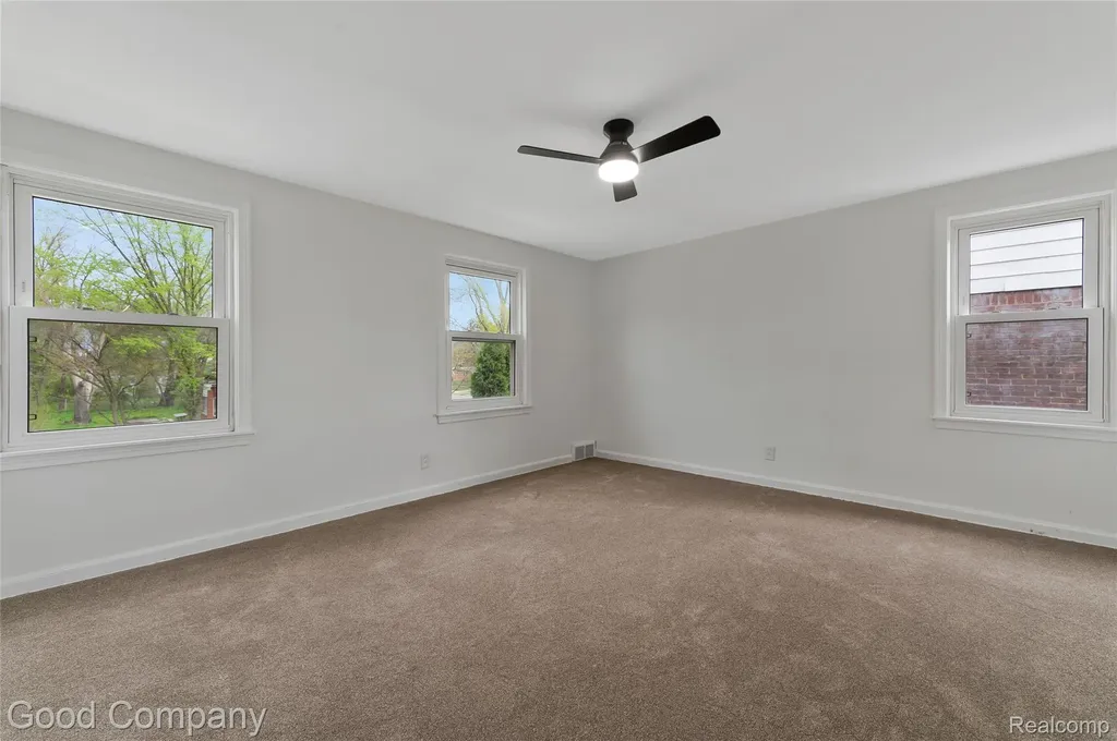 13517 Pembroke Avenue Detroit City MI 48235