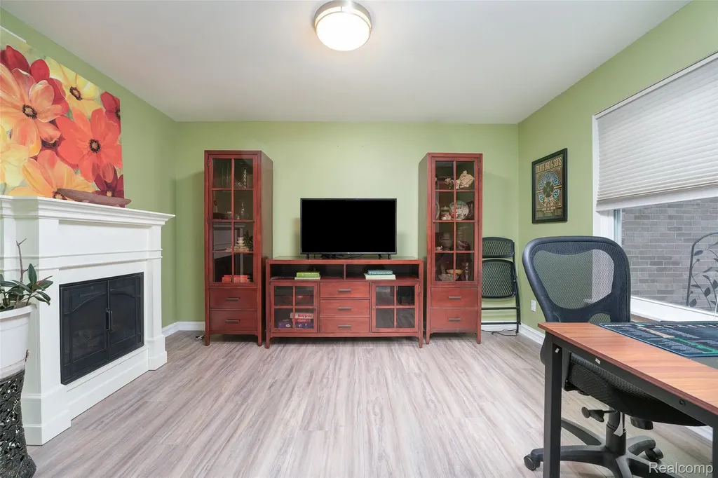 25929 Clark Novi City MI 48375