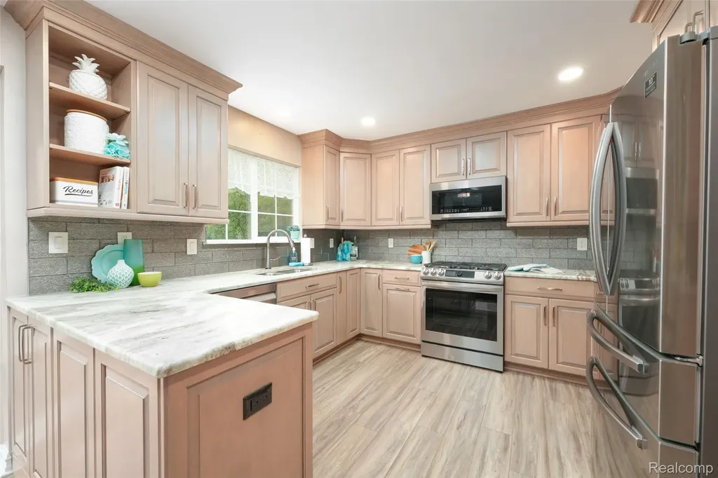 25929 Clark Novi City MI 48375