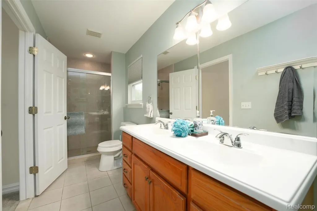 25929 Clark Novi City MI 48375