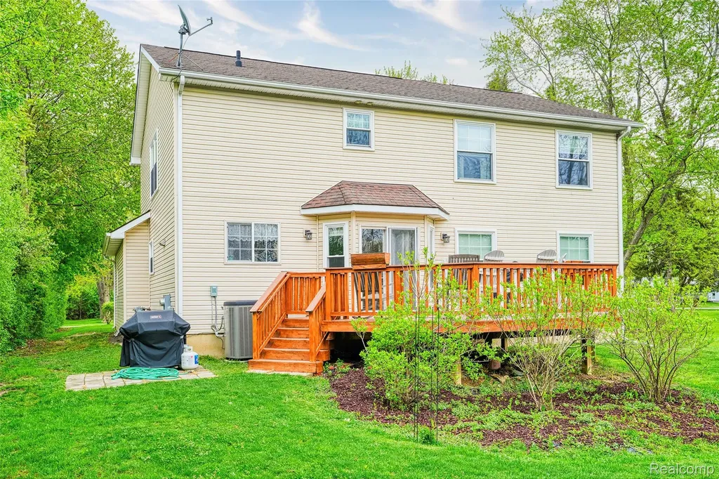 25929 Clark Novi City MI 48375