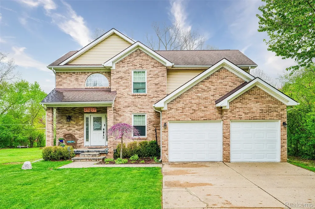 25929 Clark Novi City MI 48375