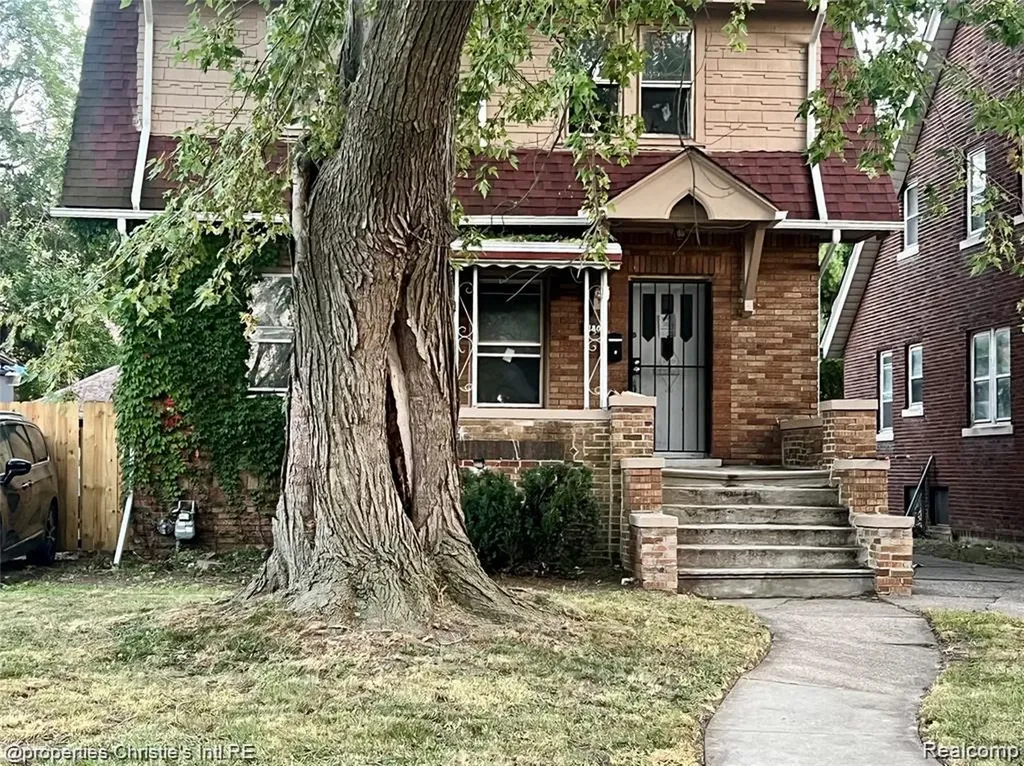 11800 Kilbourne Street Detroit City MI 48213