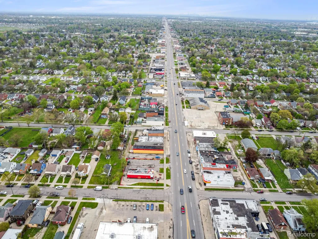 19420 W Warren Avenue Detroit City MI 48228