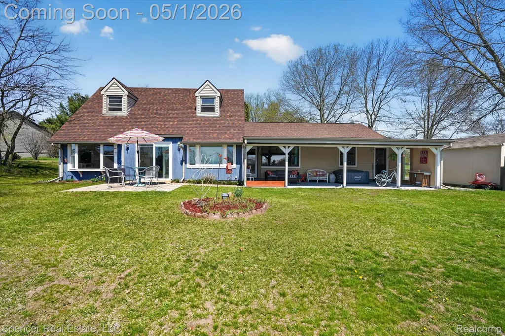 604 Gaffney Highland Charter Township MI 48356