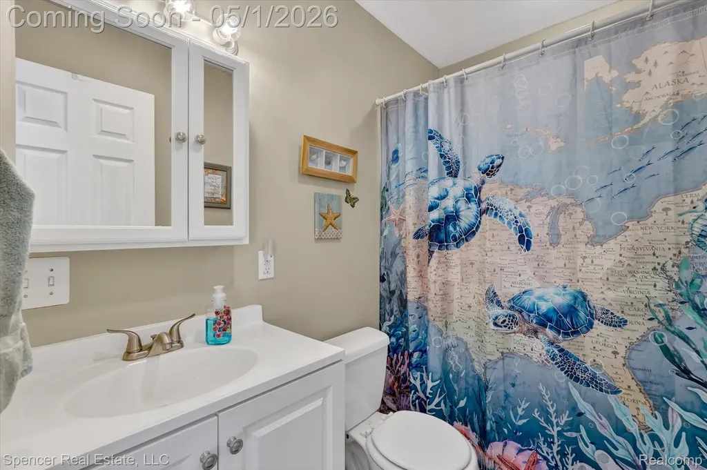 604 Gaffney Highland Charter Township MI 48356