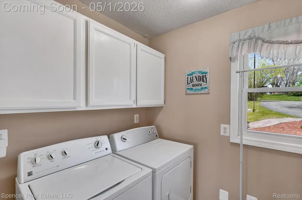 604 Gaffney Highland Charter Township MI 48356