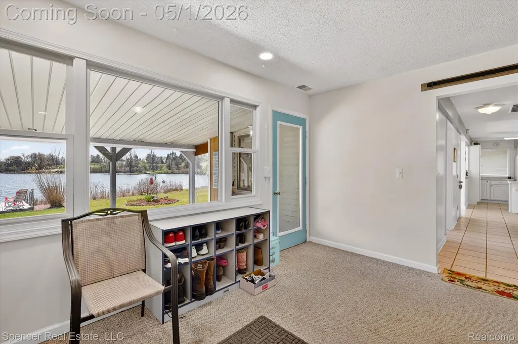 604 Gaffney Highland Charter Township MI 48356