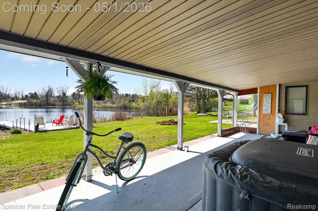 604 Gaffney Highland Charter Township MI 48356