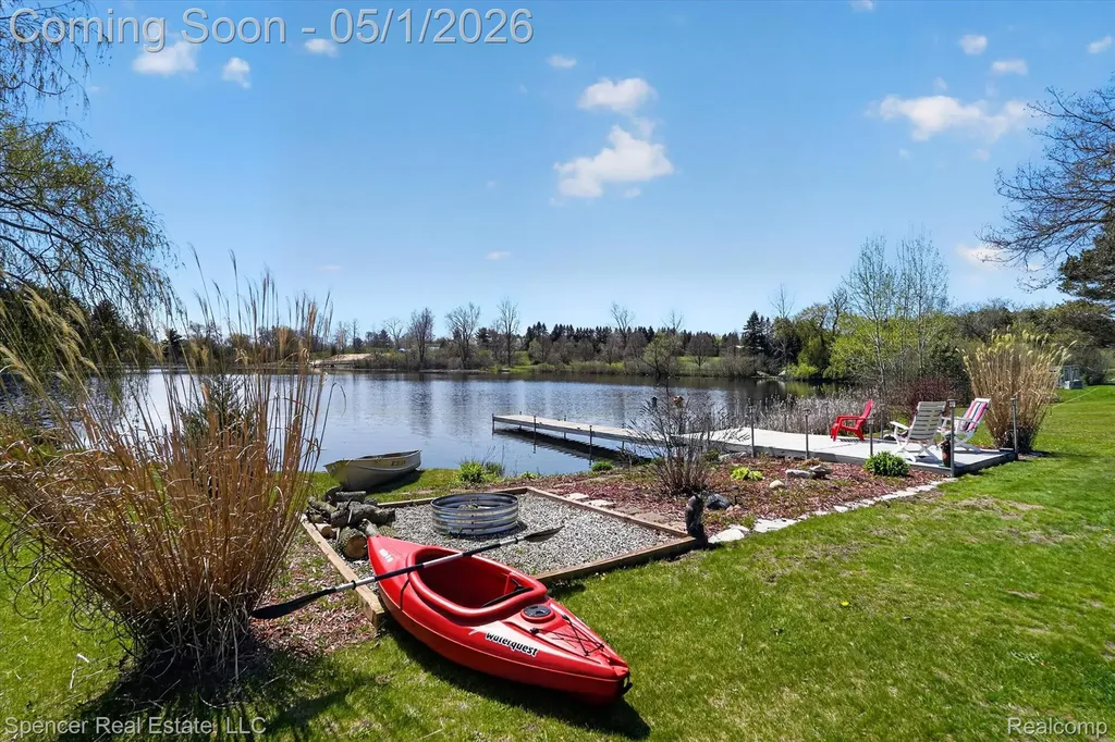 604 Gaffney Highland Charter Township MI 48356