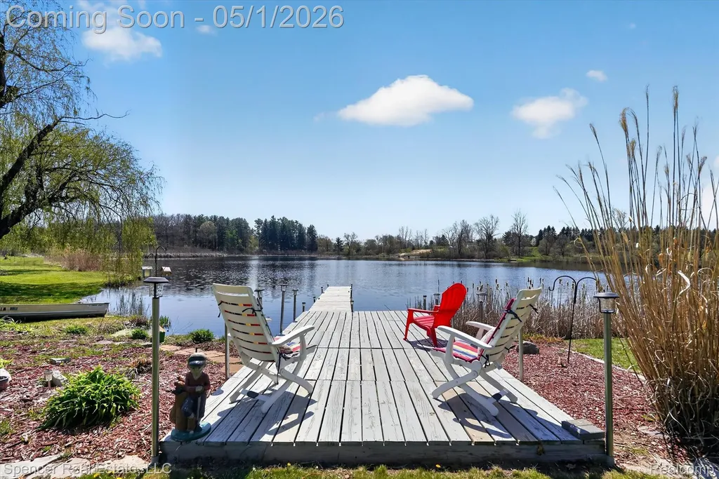604 Gaffney Highland Charter Township MI 48356