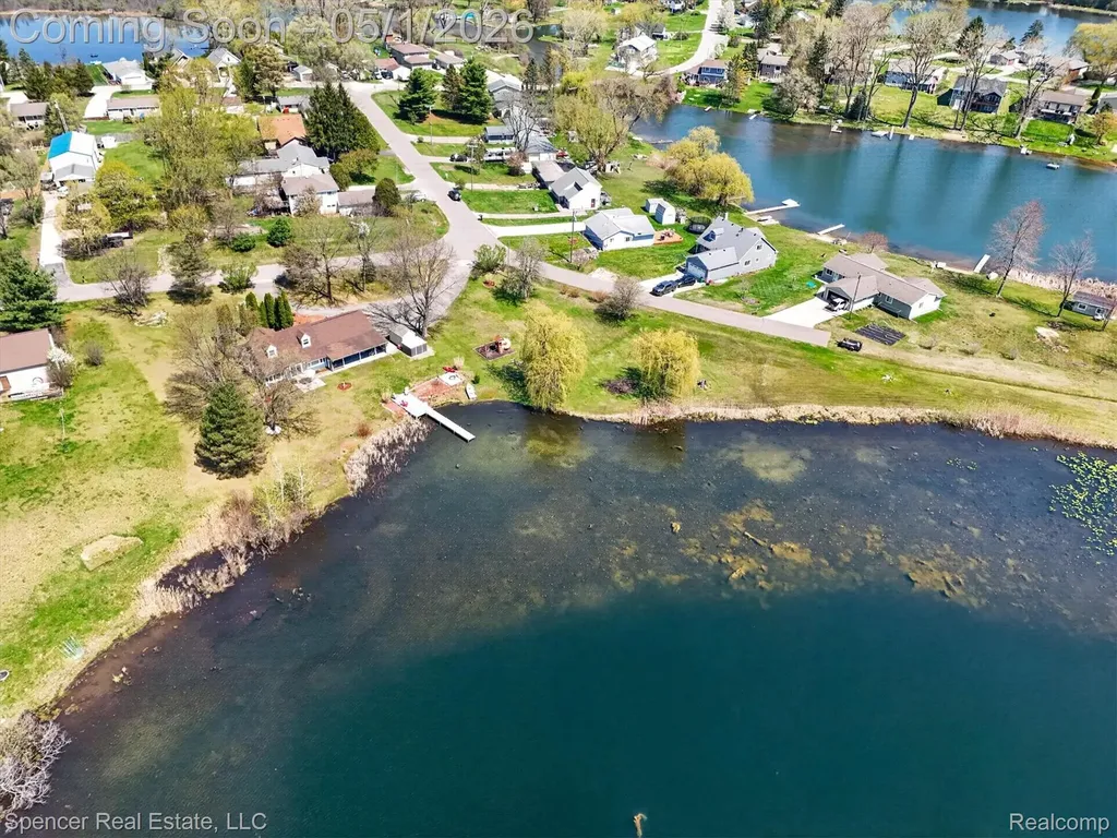 604 Gaffney Highland Charter Township MI 48356