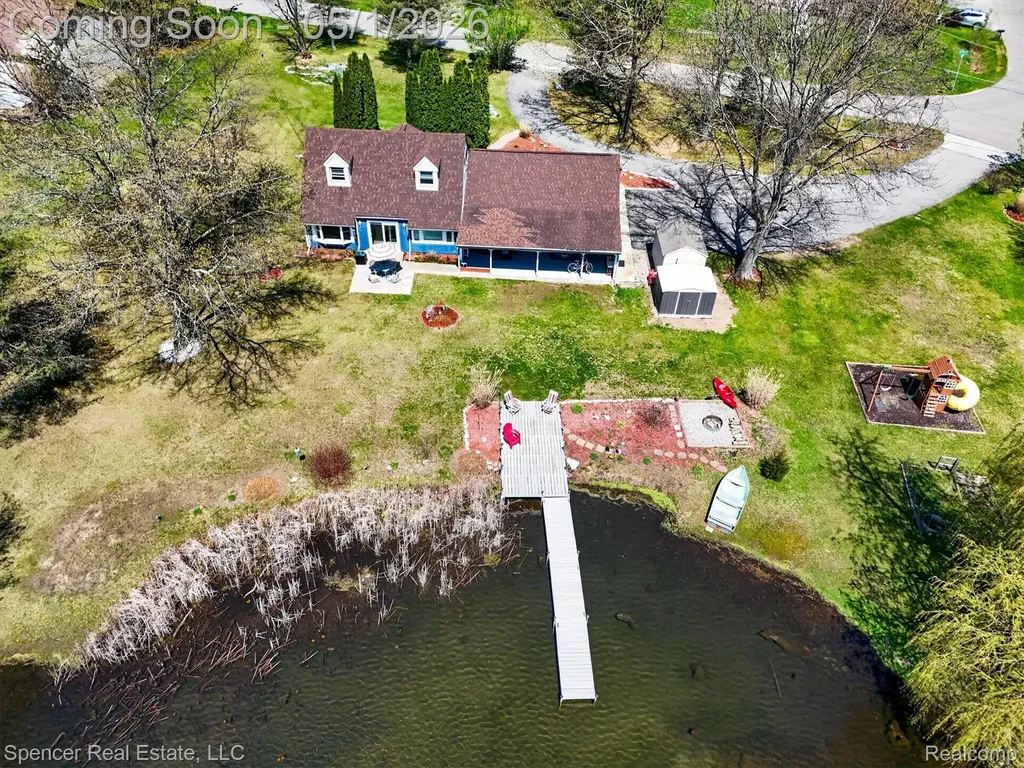 604 Gaffney Highland Charter Township MI 48356