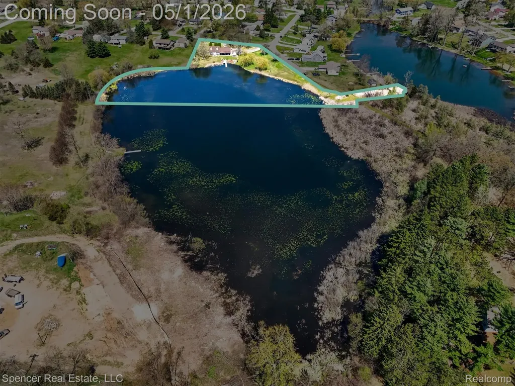 604 Gaffney Highland Charter Township MI 48356