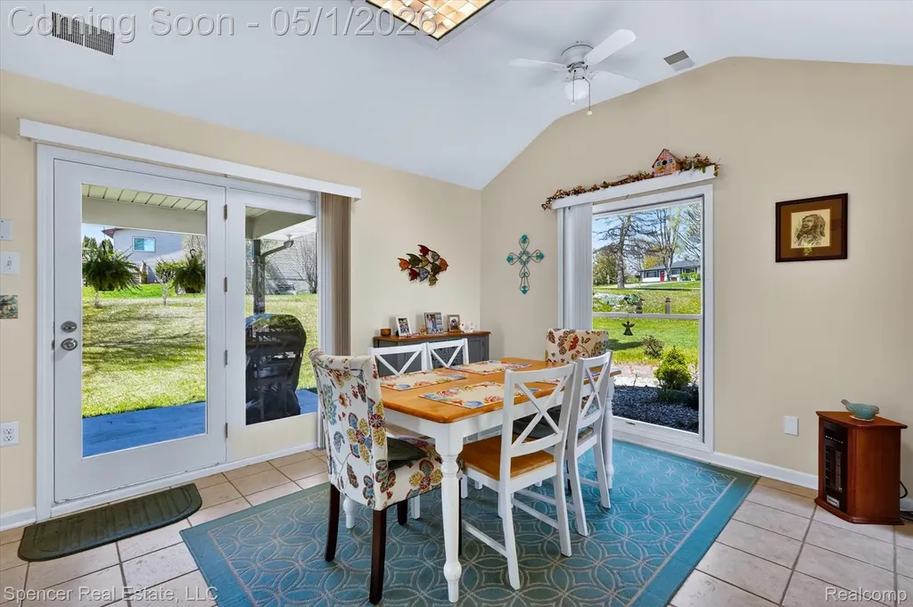 604 Gaffney Highland Charter Township MI 48356