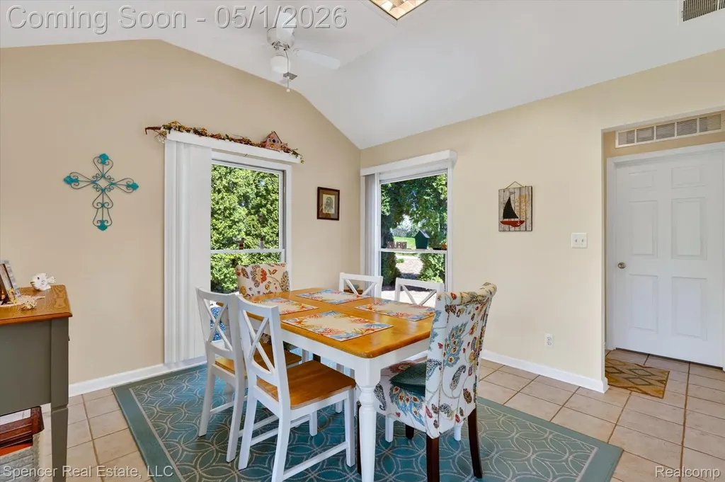 604 Gaffney Highland Charter Township MI 48356