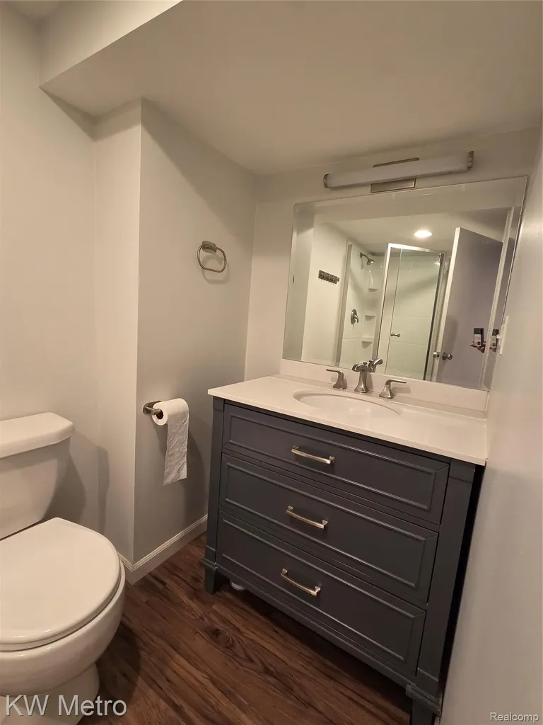 122 Jeffrey Avenue Royal Oak City MI 48073