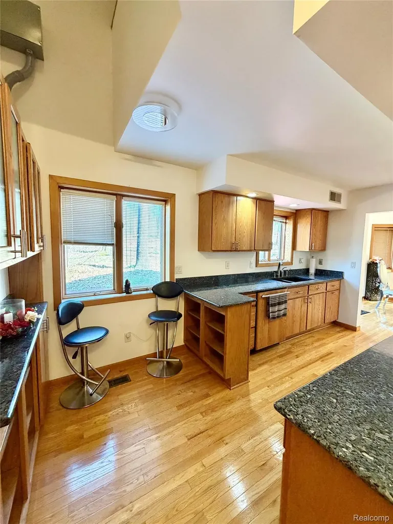 10655 Beardslee Road Perry Township MI 48872