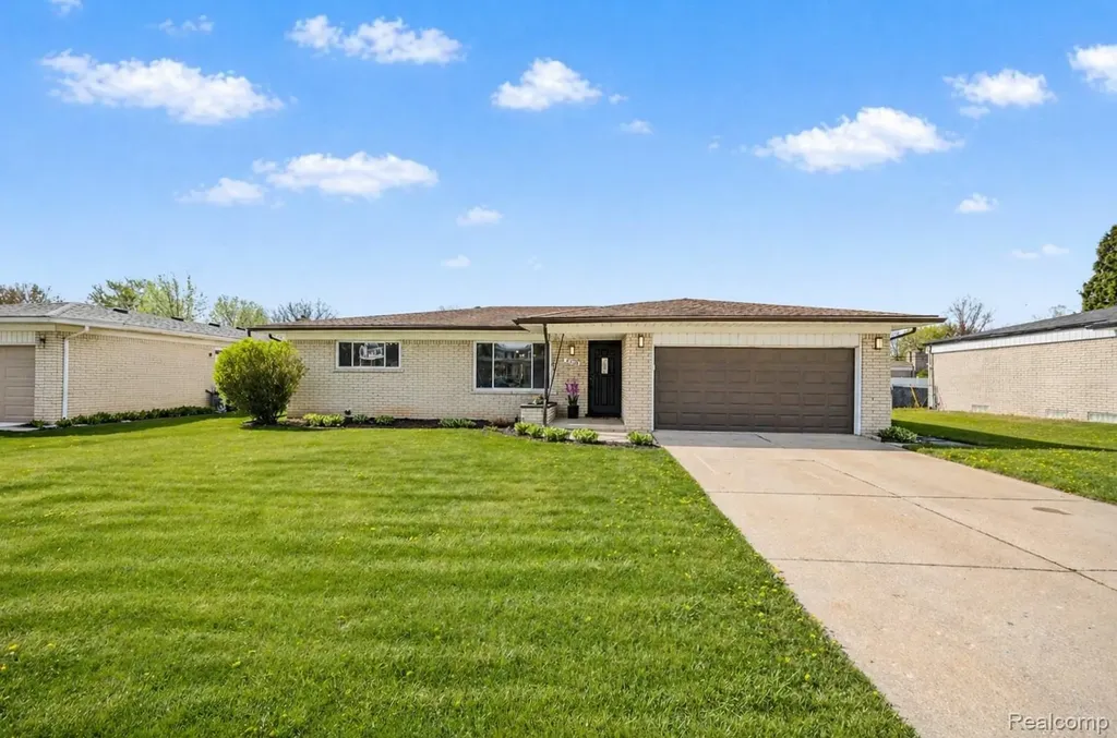 36299 Gregory Drive Sterling Heights City MI 48312
