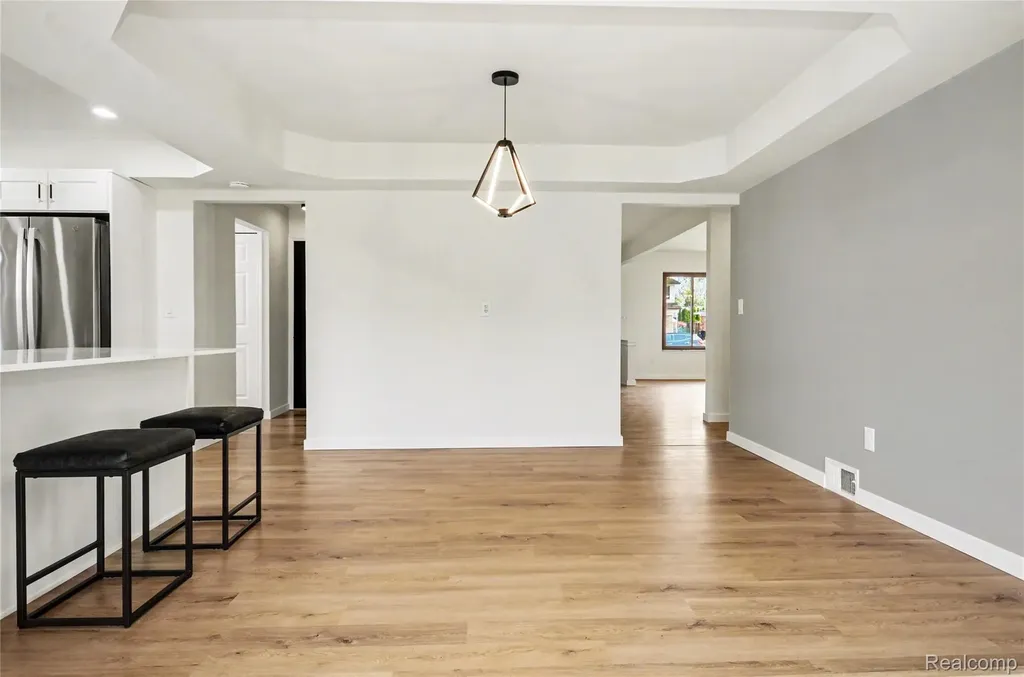 36299 Gregory Drive Sterling Heights City MI 48312