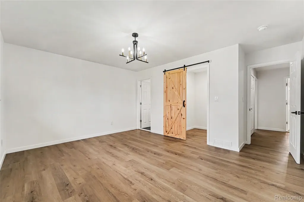 36299 Gregory Drive Sterling Heights City MI 48312