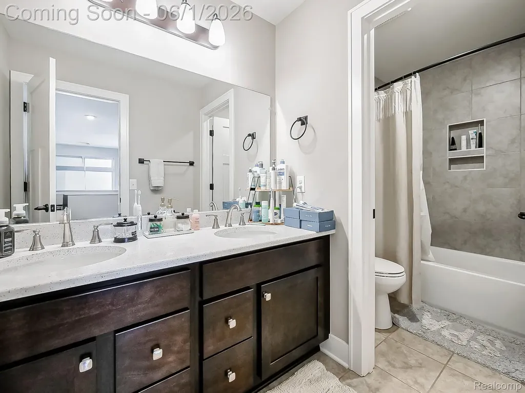 3718 Cornwell Court Ann Arbor Charter Township MI 48105