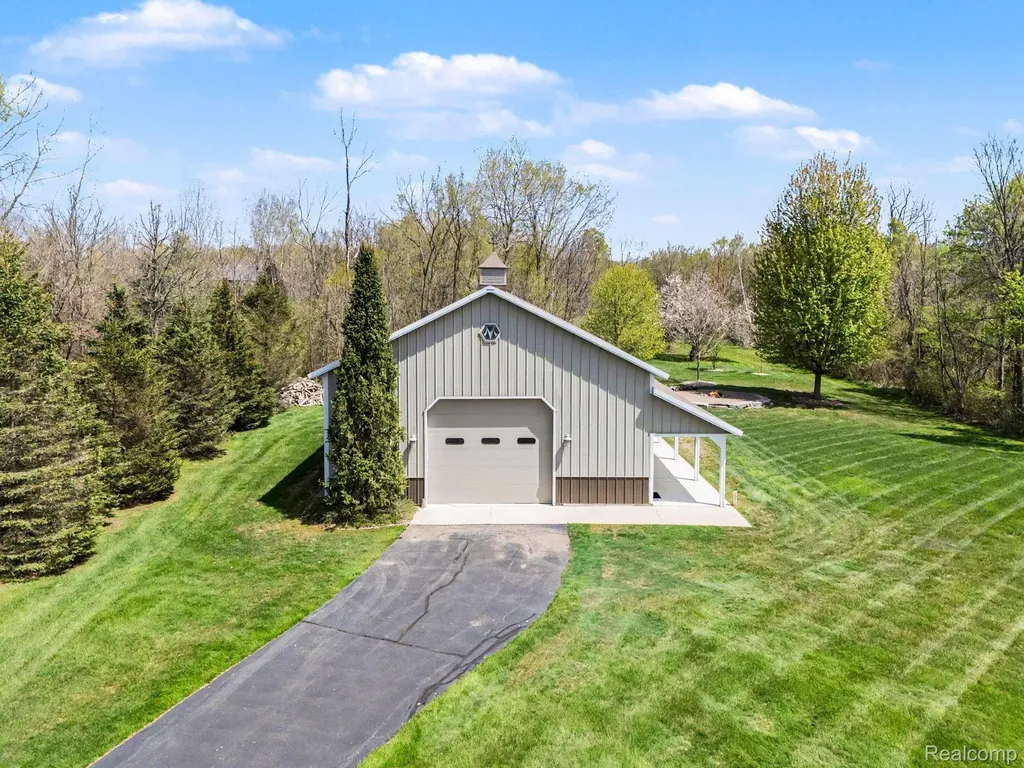 1720 N Lake Pleasant Road Arcadia Township MI 48412