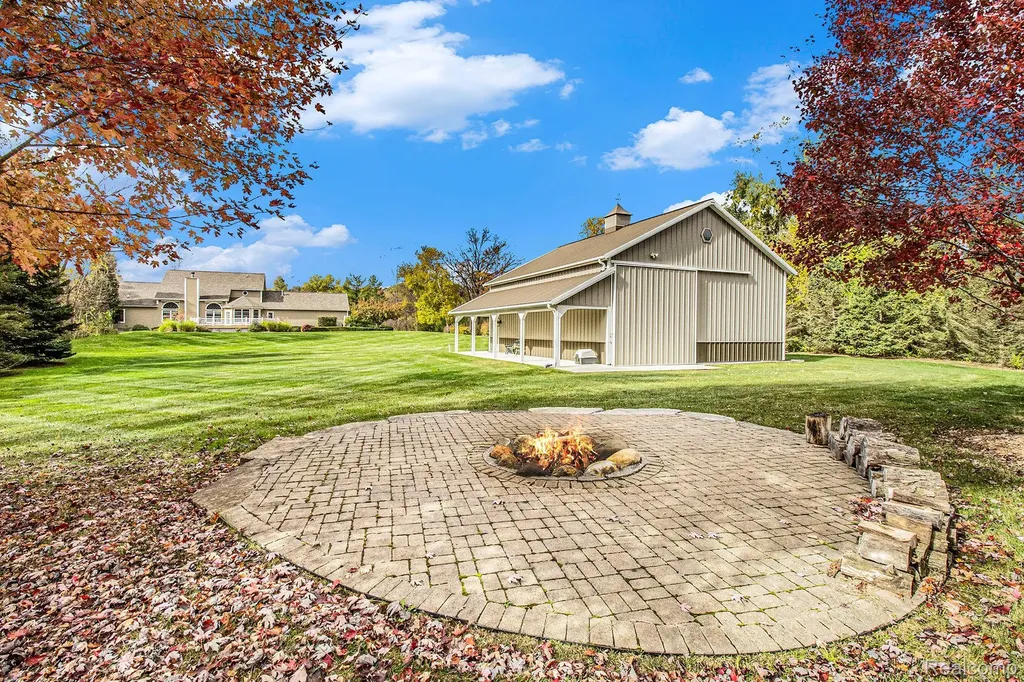 1720 N Lake Pleasant Road Arcadia Township MI 48412