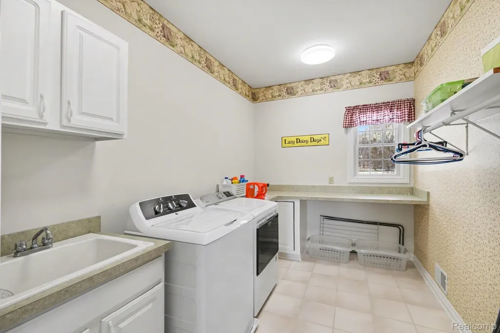 1720 N Lake Pleasant Road Arcadia Township MI 48412