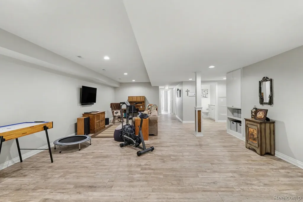 1720 N Lake Pleasant Road Arcadia Township MI 48412