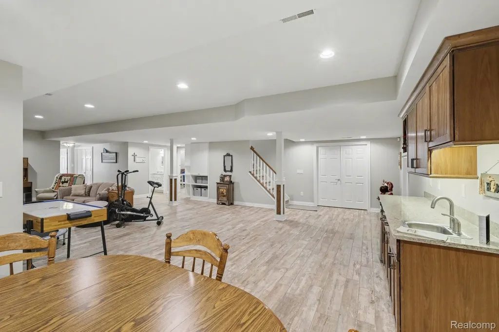 1720 N Lake Pleasant Road Arcadia Township MI 48412