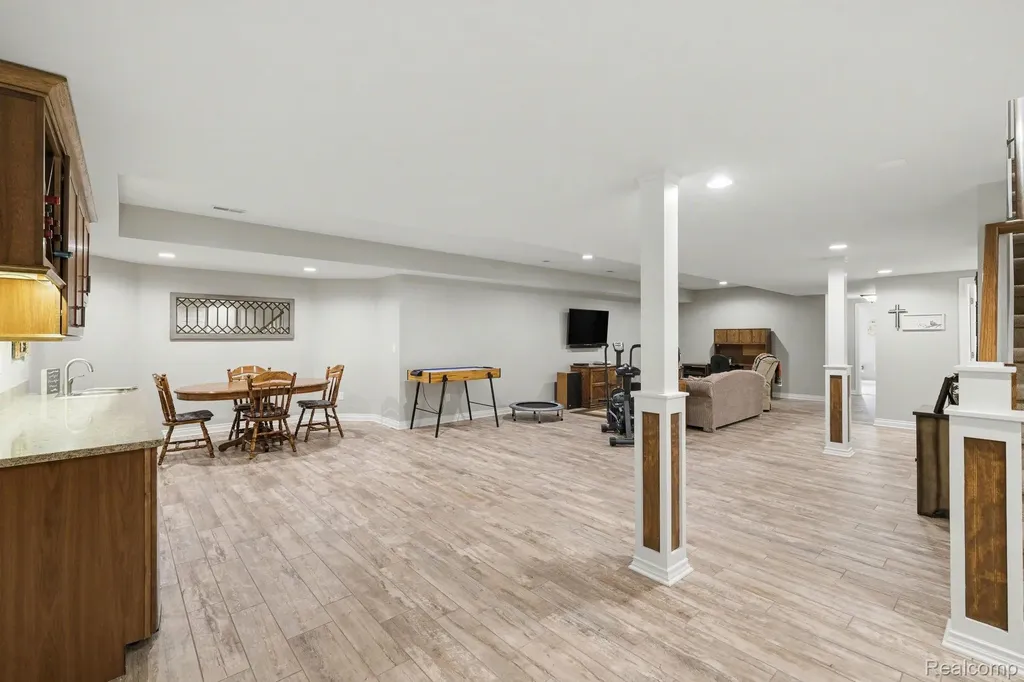 1720 N Lake Pleasant Road Arcadia Township MI 48412