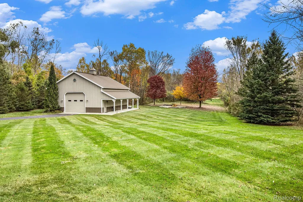 1720 N Lake Pleasant Road Arcadia Township MI 48412