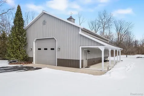 1720 N Lake Pleasant Road Arcadia Township MI 48412