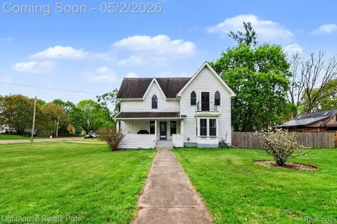 405 W Jefferson Street Grand Ledge City MI 48837