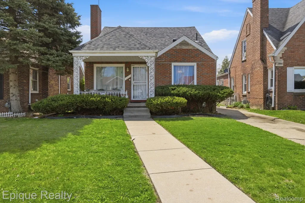 15300 Collingham Drive Detroit City MI 48205