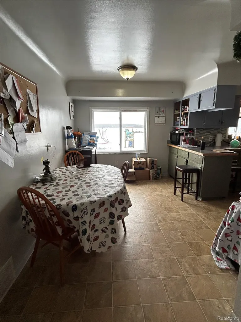 16401 Almont Road Berlin Township MI 48002