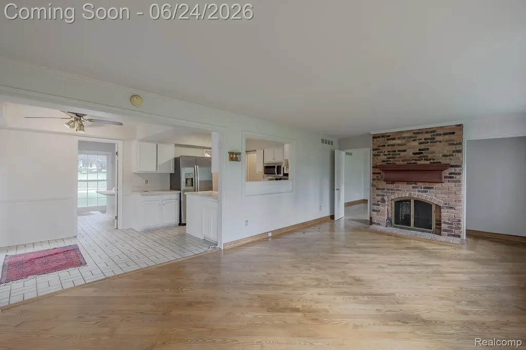 710 Basswood Drive Rochester Hills City MI 48309