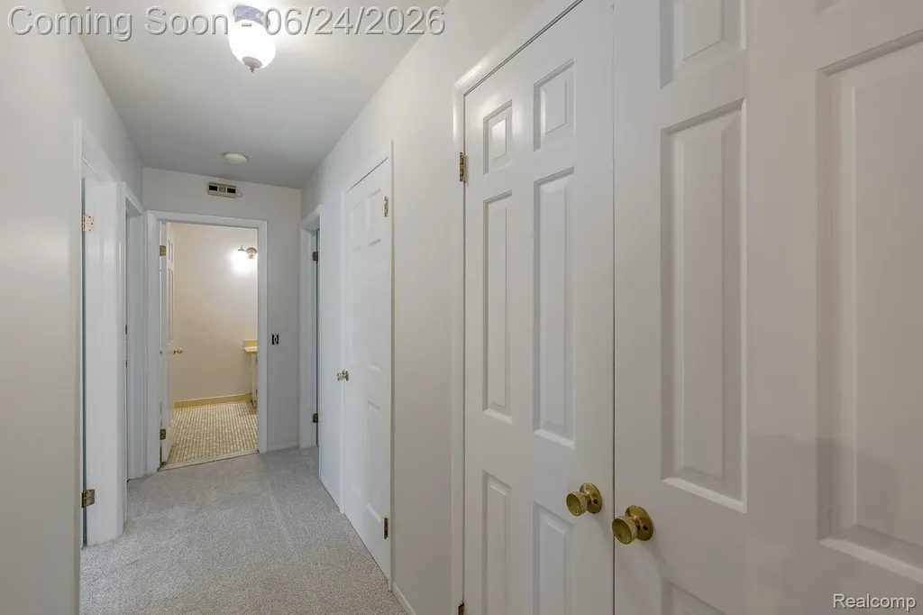 710 Basswood Drive Rochester Hills City MI 48309