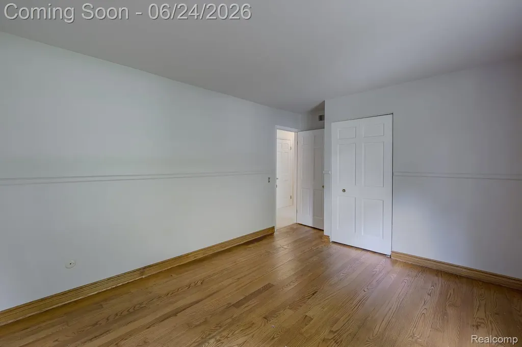 710 Basswood Drive Rochester Hills City MI 48309