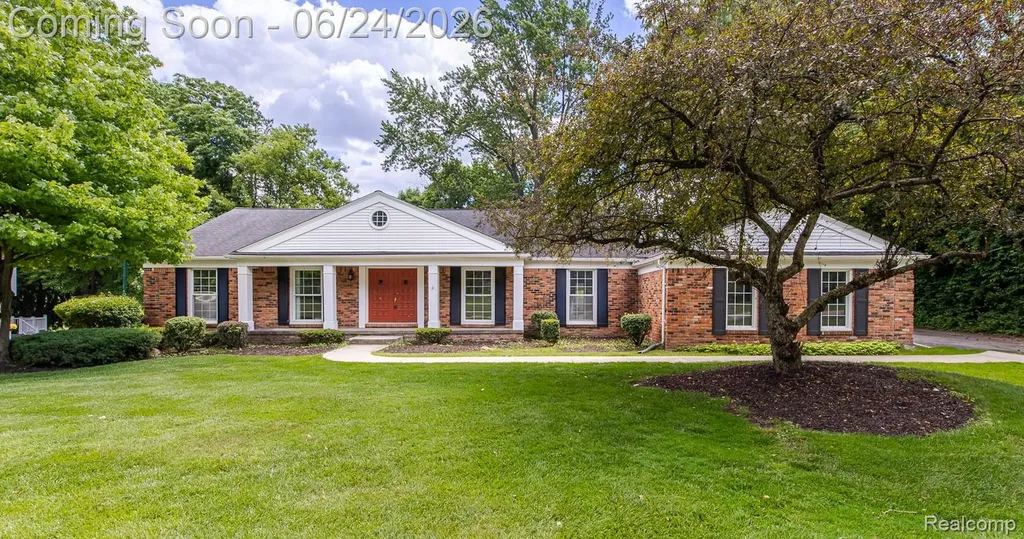 710 Basswood Drive Rochester Hills City MI 48309