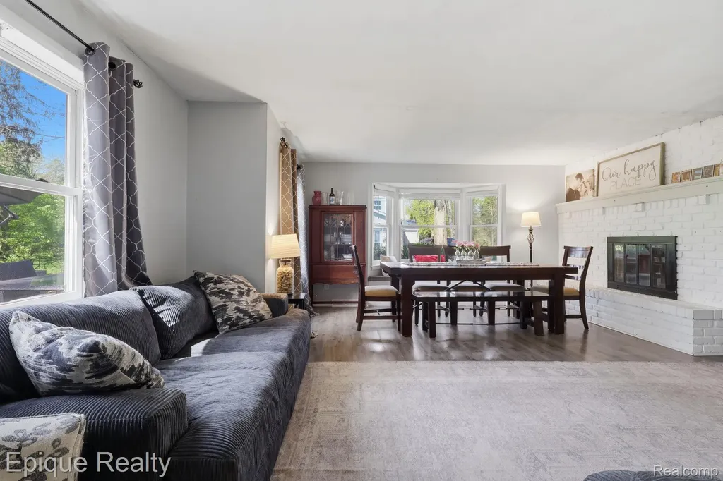 7441 Honeysuckle Road West Bloomfield Charter Township MI 48324