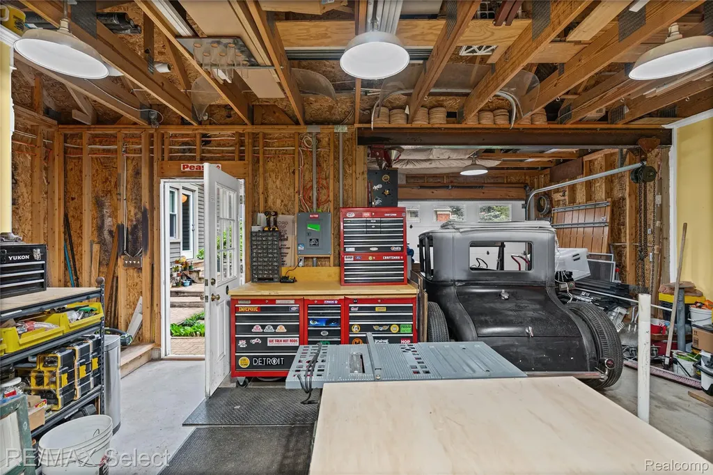 452 Butler Street Northville City MI 48167
