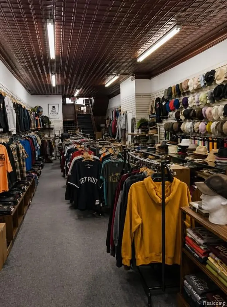 424 S Saginaw Street Flint City MI 48502