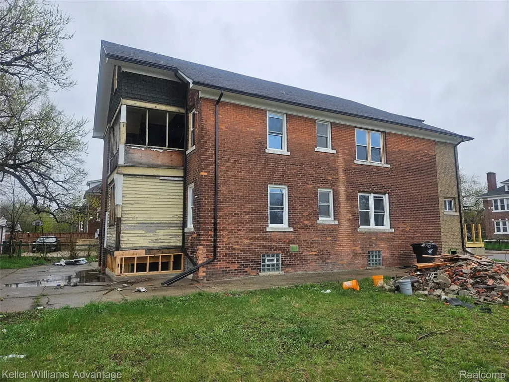 1947 Clairmount Street Detroit City MI 48206