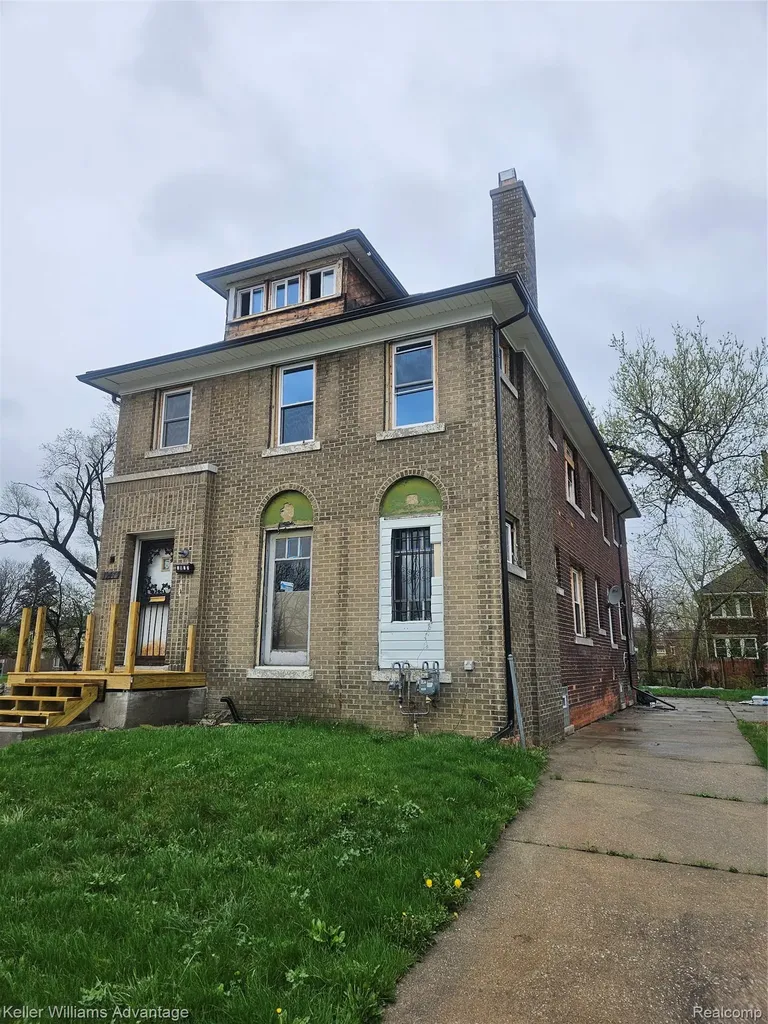 1947 Clairmount Street Detroit City MI 48206