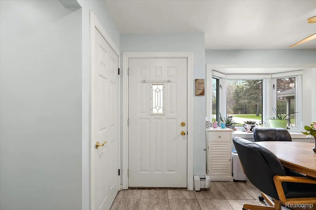 865 N Lapeer Road Orion Charter Township MI 48362